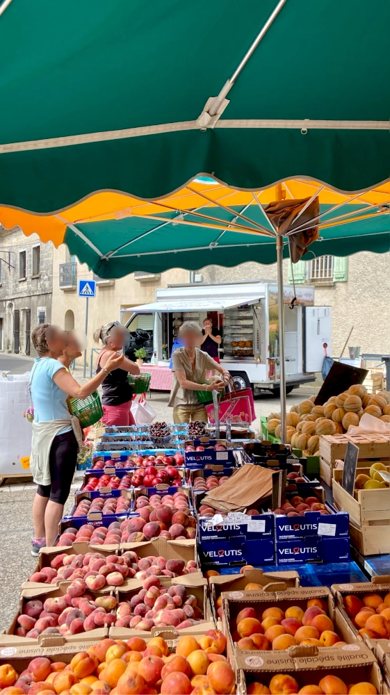 Le marché (2/3)